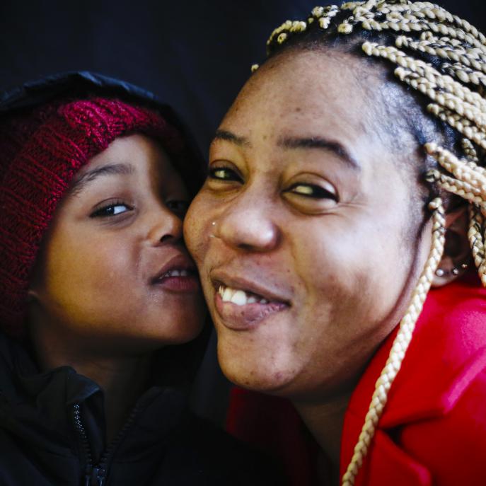 Des visages des figures